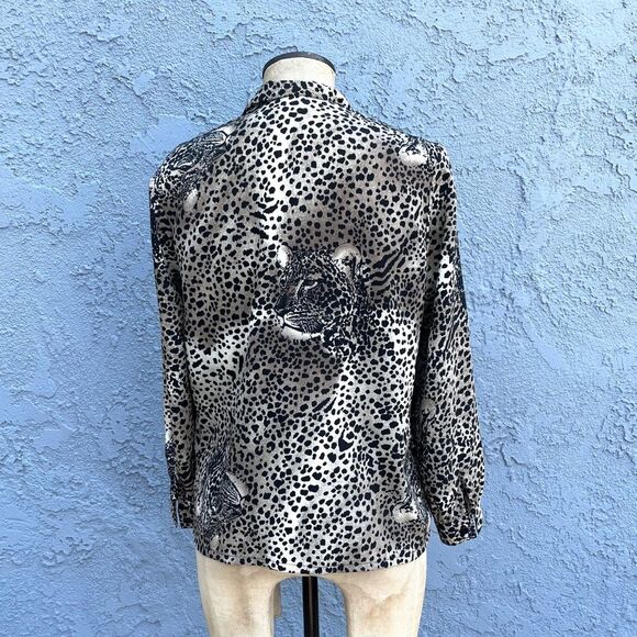 Vintage Cheetah Print Blouse Size petite large or medium 90s office siren top - Picture 9 of 9